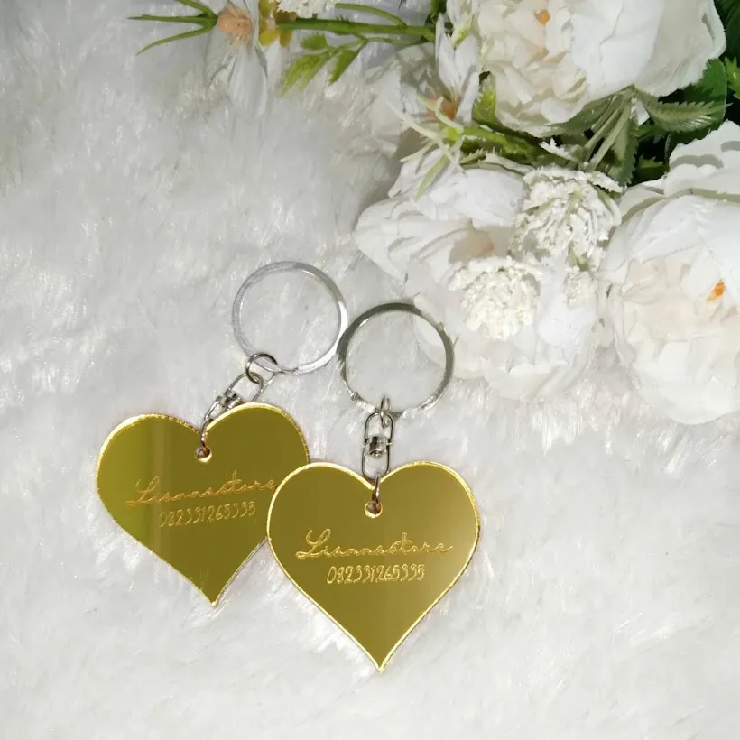 Souvenir pernikahan akrilik di Tulungagung: ide souvenir nikahan yang benar-benar dipakai tamu